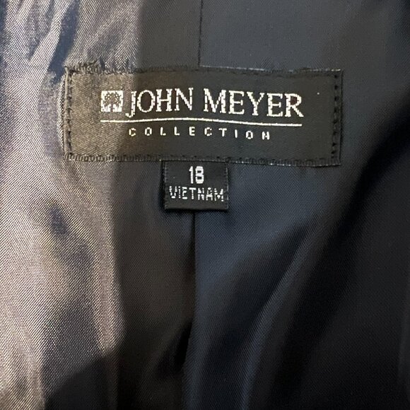 BNWT John Meyer Collection Blazer and Skirt set size 18 - Picture 7 of 8